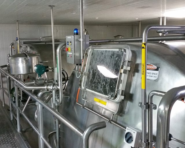 Automation equipment vats for cheese production
