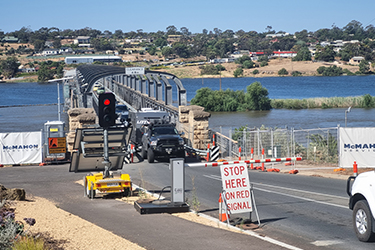 Smart traffic light system enables safer traffic management