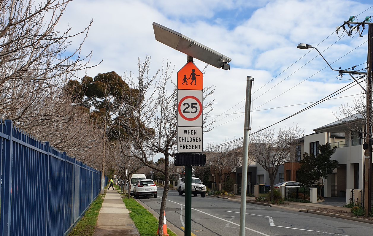 Smart school zone teaching drivers to be more alert around crossings