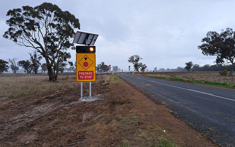 Advance warning sign technology set to improve rail safety in NSW